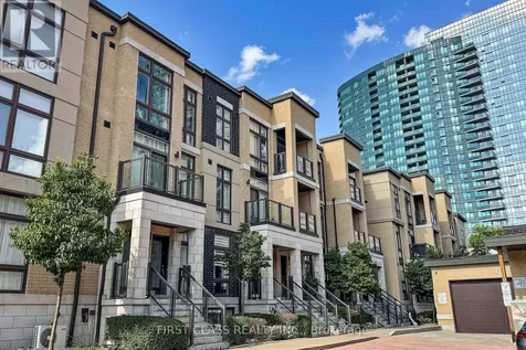 23 Eldora Avenue Toronto (newtonbrook West) ON M2M 1R3