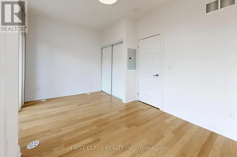 23 Eldora Avenue Toronto (newtonbrook West) ON M2M 1R3