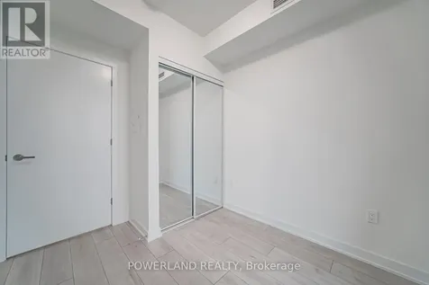 5858 Yonge Street Toronto (newtonbrook West) ON M2M 0C6