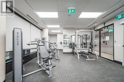 5858 Yonge Street Toronto (newtonbrook West) ON M2M 0C6