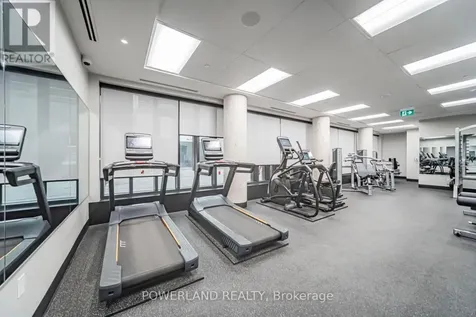 5858 Yonge Street Toronto (newtonbrook West) ON M2M 0C6