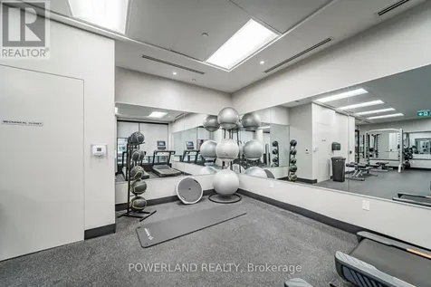 5858 Yonge Street Toronto (newtonbrook West) ON M2M 0C6