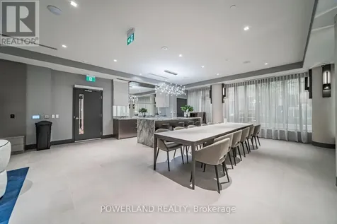 5858 Yonge Street Toronto (newtonbrook West) ON M2M 0C6