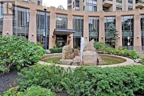 15 Northtown Way Toronto (willowdale East) ON M2N 7A2