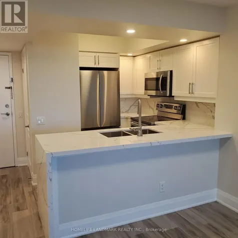 15 Northtown Way Toronto (willowdale East) ON M2N 7A2