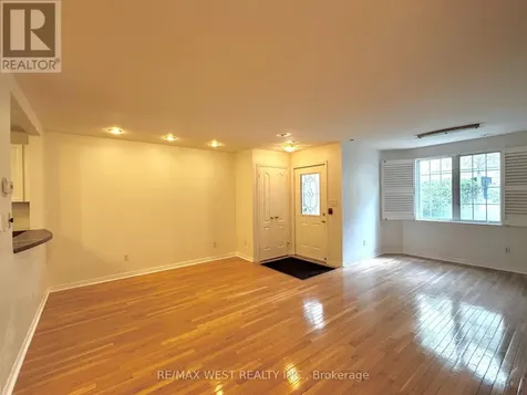 108 Finch Avenue West Toronto (newtonbrook West) ON M2N 6W6