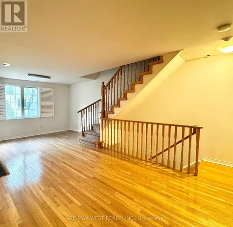 108 Finch Avenue West Toronto (newtonbrook West) ON M2N 6W6