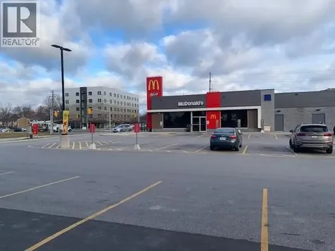 1113 Confederation Street Sarnia ON N7S 3Y5
