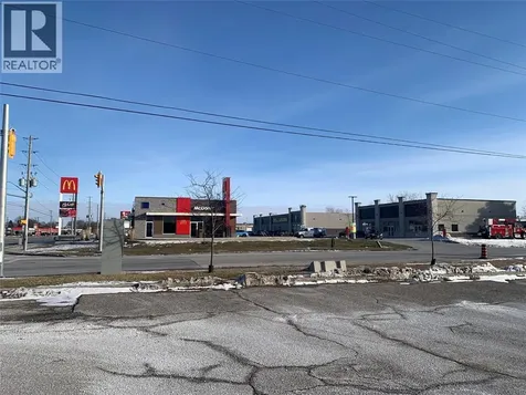 1113 Confederation Street Sarnia ON N7S 3Y5