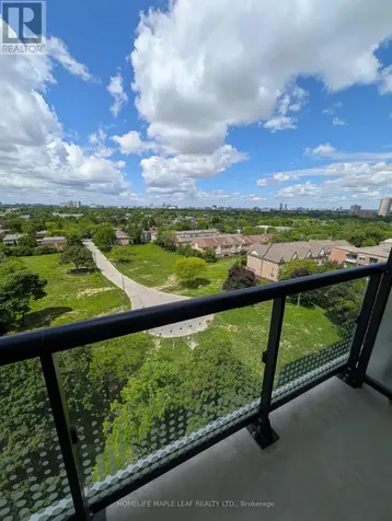 5858 Yonge Street Toronto (newtonbrook West) ON M2M 0C6