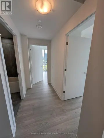 5858 Yonge Street Toronto (newtonbrook West) ON M2M 0C6