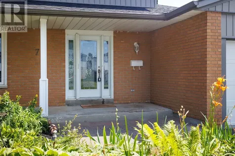 7 Redwing Street Kawartha Lakes (lindsay) ON K9V 4T4