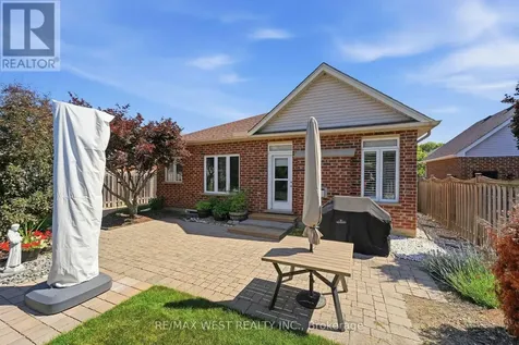 184 Tanners Drive Halton Hills (ac Acton) ON L7J 3A8