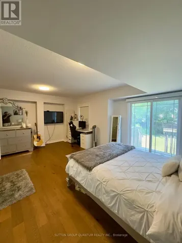 102 Lake Avenue Richmond Hill (oak Ridges Lake Wilcox) ON L4E 3G6