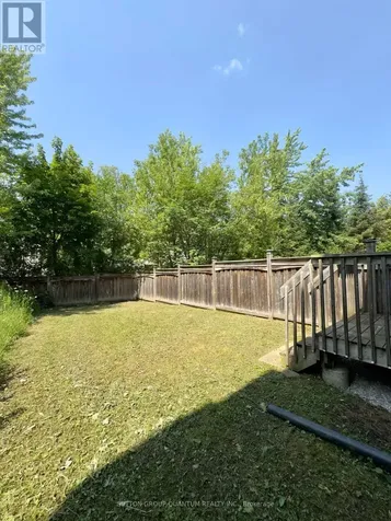 102 Lake Avenue Richmond Hill (oak Ridges Lake Wilcox) ON L4E 3G6