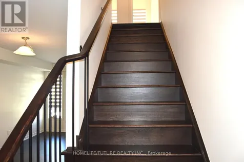 25 Mel Irving Drive Bradford West Gwillimbury (bradford) ON L0E 1N0
