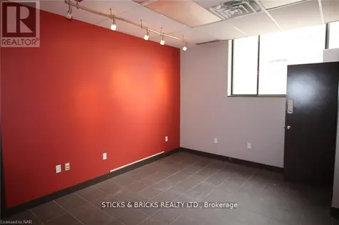 4673 Ontario Avenue Niagara Falls (downtown) ON L2E 3R1