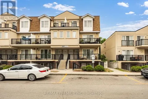 3041 Finch Avenue West Toronto (humbermede) ON M9M 0A4