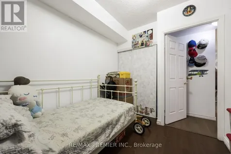 3041 Finch Avenue West Toronto (humbermede) ON M9M 0A4