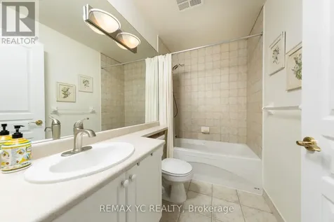 28 Byng Avenue Toronto (willowdale East) ON M2N 7H4