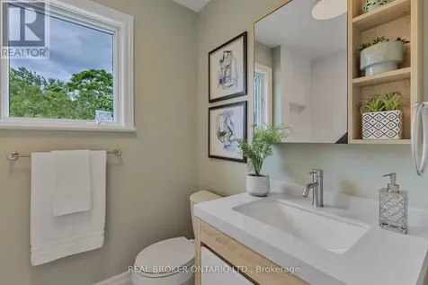 429 North Lake Road Richmond Hill (oak Ridges Lake Wilcox) ON L4E 3A7