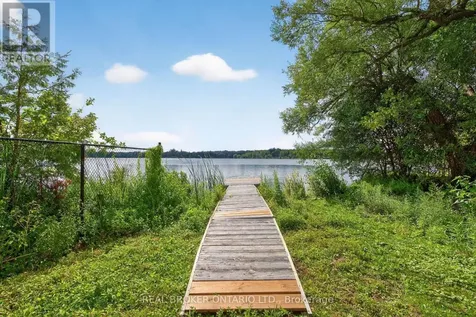 429 North Lake Road Richmond Hill (oak Ridges Lake Wilcox) ON L4E 3A7