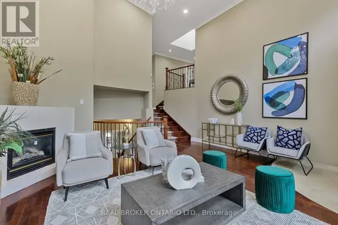 429 North Lake Road Richmond Hill (oak Ridges Lake Wilcox) ON L4E 3A7