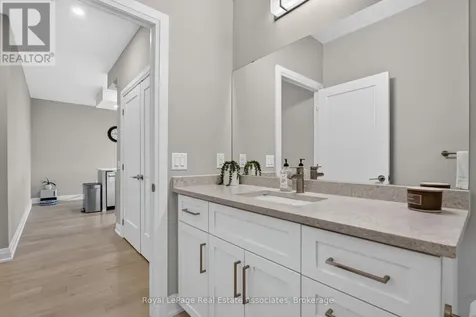 71 Wyndham Street South Guelph (st. Patrick's Ward) ON N1E 0T7