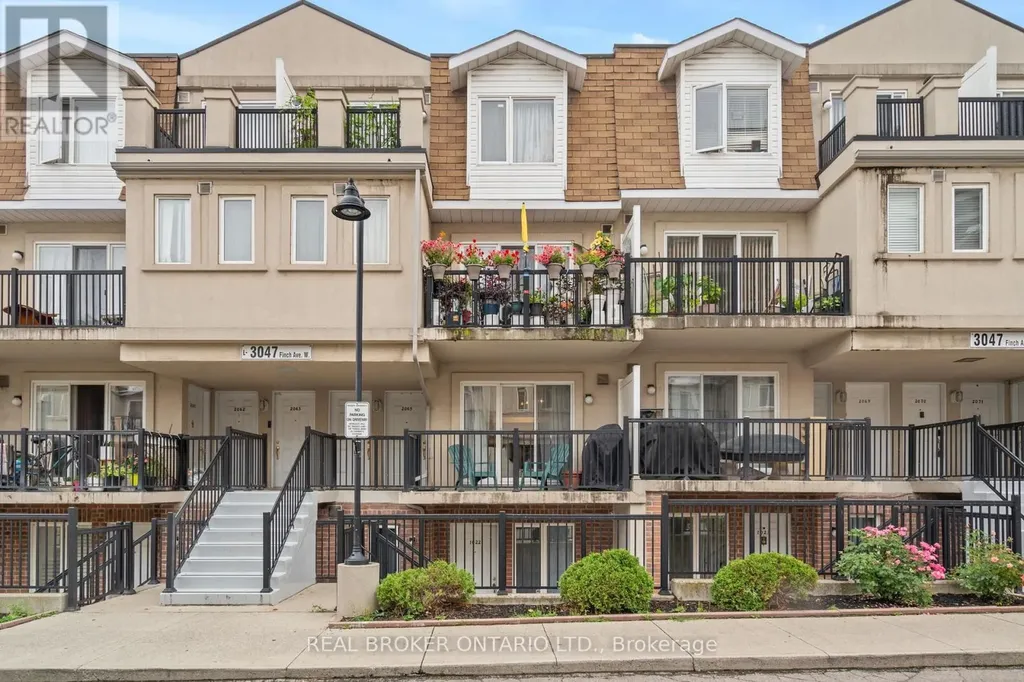 3047 Finch Avenue West Toronto (humbermede) ON M9M 0A5