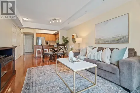 3047 Finch Avenue West Toronto (humbermede) ON M9M 0A5