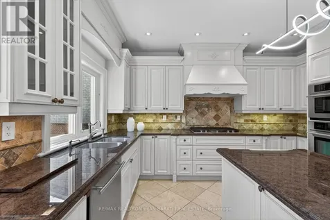 291 Byng Avenue Toronto (willowdale East) ON M2N 4L4
