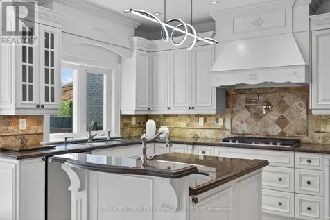 291 Byng Avenue Toronto (willowdale East) ON M2N 4L4