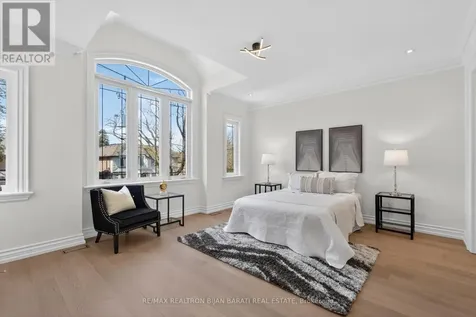 291 Byng Avenue Toronto (willowdale East) ON M2N 4L4