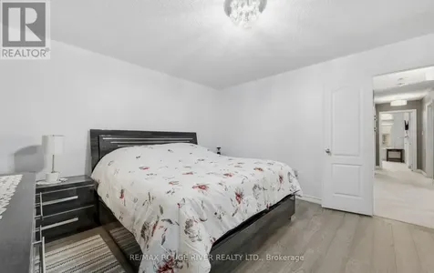 886 Groveland Avenue Oshawa (taunton) ON L1K 0W1