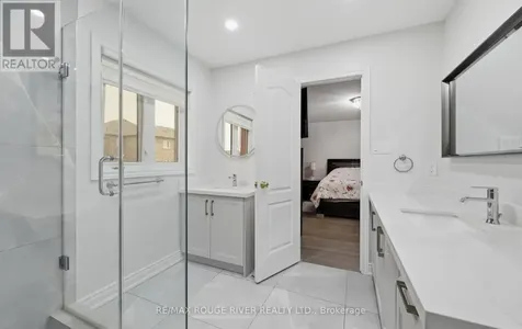 886 Groveland Avenue Oshawa (taunton) ON L1K 0W1