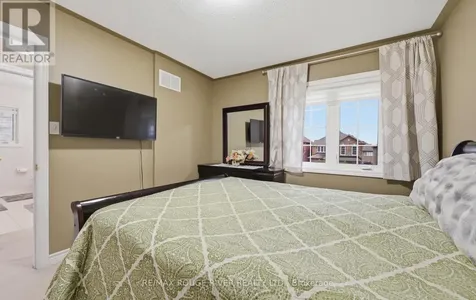 886 Groveland Avenue Oshawa (taunton) ON L1K 0W1
