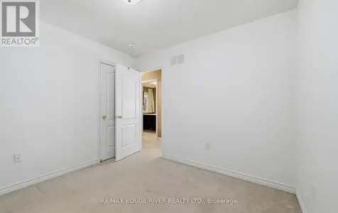 886 Groveland Avenue Oshawa (taunton) ON L1K 0W1