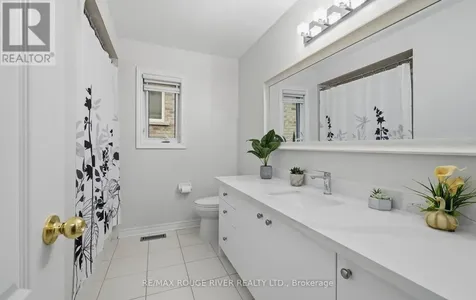 886 Groveland Avenue Oshawa (taunton) ON L1K 0W1
