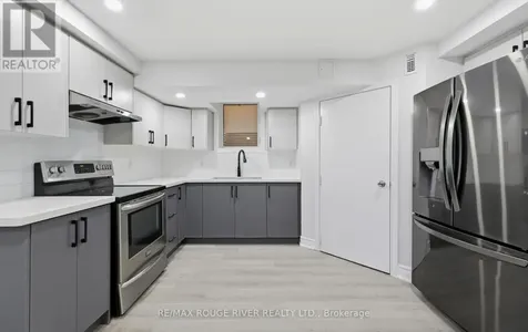 886 Groveland Avenue Oshawa (taunton) ON L1K 0W1