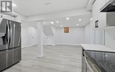 886 Groveland Avenue Oshawa (taunton) ON L1K 0W1