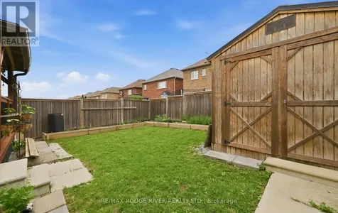 886 Groveland Avenue Oshawa (taunton) ON L1K 0W1