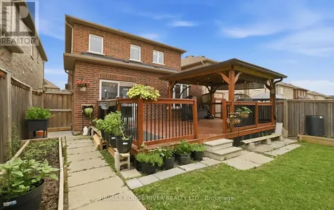 886 Groveland Avenue Oshawa (taunton) ON L1K 0W1