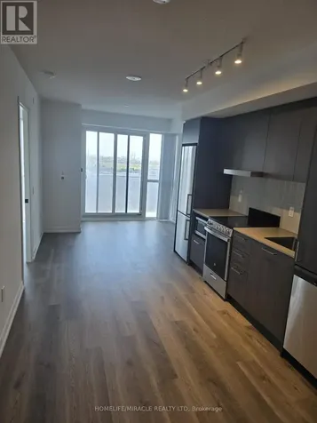 195 Commerce Street Vaughan (vaughan Corporate Centre) ON L4K 0P9