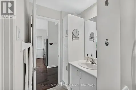 150 Caroline Avenue Ottawa ON K1Y 4X8