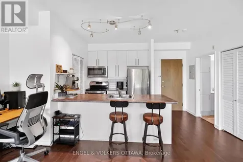 150 Caroline Avenue Ottawa ON K1Y 4X8