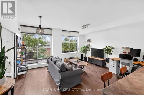 150 Caroline Avenue Ottawa ON K1Y 4X8