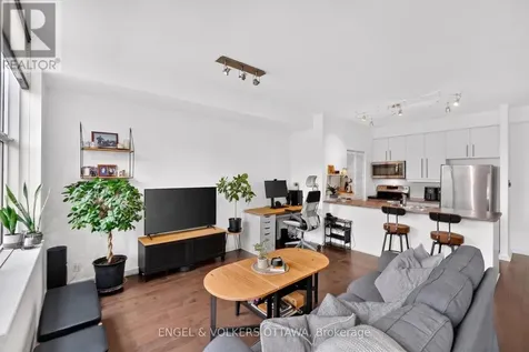 150 Caroline Avenue Ottawa ON K1Y 4X8
