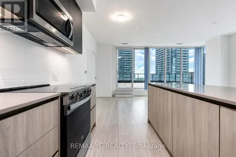 5858 Yonge Street Toronto (newtonbrook West) ON M2M 0C6