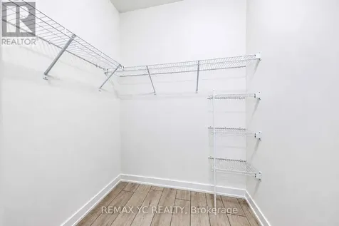 5858 Yonge Street Toronto (newtonbrook West) ON M2M 0C6