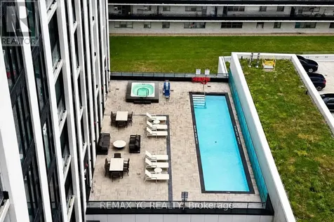 5858 Yonge Street Toronto (newtonbrook West) ON M2M 0C6